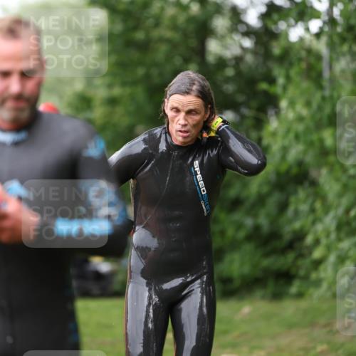 15.06.2025 - 7 Türme Triathlon Michael Strokosch http://msf.ph/oto/7961837 15.06.2025 12:13:58 Schwimmen 395, 497, 501, 543, 566, 599, 633 meine-sportfotos.de