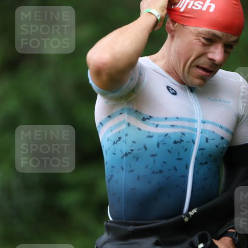 15.06.2025 - 7 Türme Triathlon Michael Strokosch http://msf.ph/oto/7961848 15.06.2025 12:14:02 Schwimmen 395, 497, 501, 543, 599 meine-sportfotos.de
