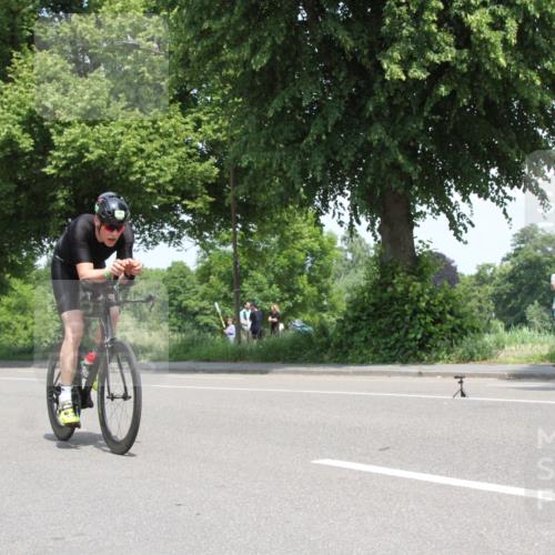 15.06.2025 - 7 Türme Triathlon Yannick Fuchs http://msf.ph/oto/7961862 15.06.2025 12:32:50 Radfahren  meine-sportfotos.de