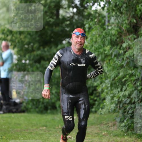 15.06.2025 - 7 Türme Triathlon Michael Strokosch http://msf.ph/oto/7961869 15.06.2025 12:14:04 Schwimmen 395, 439, 442, 466, 497, 501, 543, 599 meine-sportfotos.de