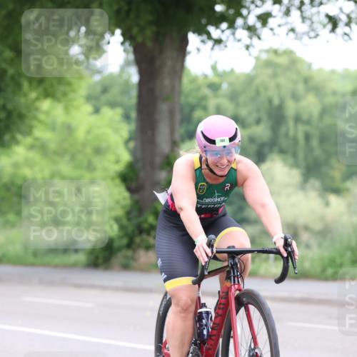 15.06.2025 - 7 Türme Triathlon Yannick Fuchs http://msf.ph/oto/7961874 15.06.2025 10:07:00 Radfahren  meine-sportfotos.de