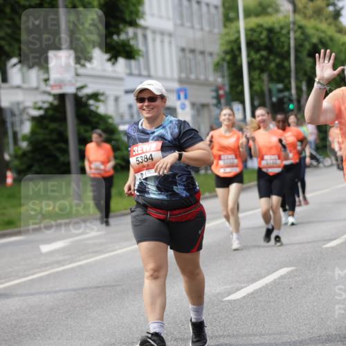 15.06.2025 - REWE Women's Run Jannik Wohlers http://msf.ph/oto/7961898 15.06.2025 09:46:30 Laufen 5384, 5152, 5180, 5289 meine-sportfotos.de