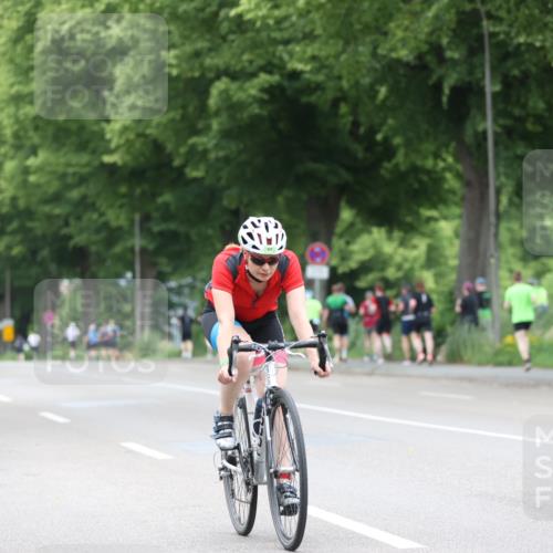 15.06.2025 - 7 Türme Triathlon Yannick Fuchs http://msf.ph/oto/7961902 15.06.2025 13:50:50 Radfahren 256, 389, 911, 954 meine-sportfotos.de