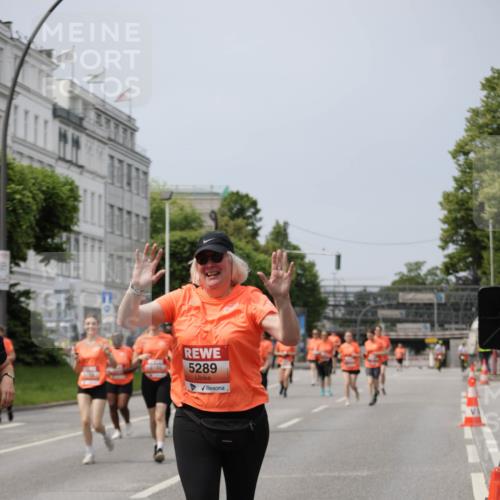 15.06.2025 - REWE Women's Run Jannik Wohlers http://msf.ph/oto/7961922 15.06.2025 09:46:32 Laufen 6180, 5289 meine-sportfotos.de