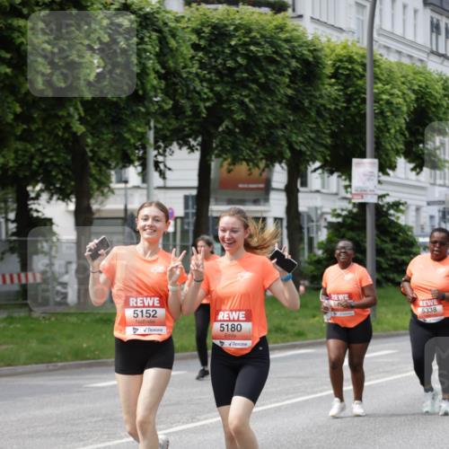 15.06.2025 - REWE Women's Run Jannik Wohlers http://msf.ph/oto/7961952 15.06.2025 09:46:36 Laufen 5152, 5180, 5338 meine-sportfotos.de