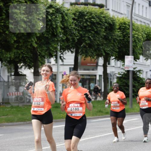 15.06.2025 - REWE Women's Run Jannik Wohlers http://msf.ph/oto/7961963 15.06.2025 09:46:36 Laufen 5152, 5180, 5409, 5338 meine-sportfotos.de