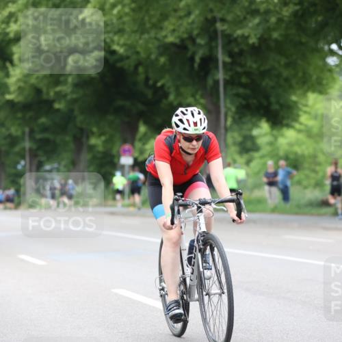 15.06.2025 - 7 Türme Triathlon Yannick Fuchs http://msf.ph/oto/7961966 15.06.2025 13:50:50 Radfahren 256, 389, 911, 954 meine-sportfotos.de