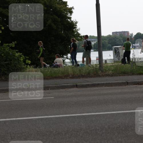 15.06.2025 - 7 Türme Triathlon Yannick Fuchs http://msf.ph/oto/7961989 15.06.2025 10:12:05 Radfahren  meine-sportfotos.de