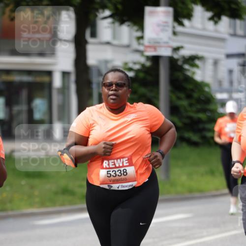 15.06.2025 - REWE Women's Run Jannik Wohlers http://msf.ph/oto/7962003 15.06.2025 09:46:38 Laufen 5338 meine-sportfotos.de
