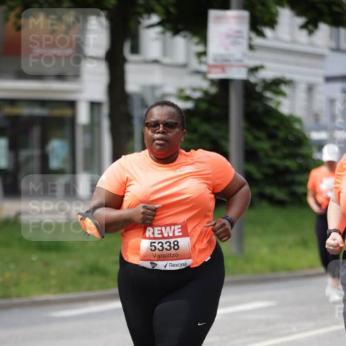 15.06.2025 - REWE Women's Run Jannik Wohlers http://msf.ph/oto/7962005 15.06.2025 09:46:38 Laufen 5338 meine-sportfotos.de