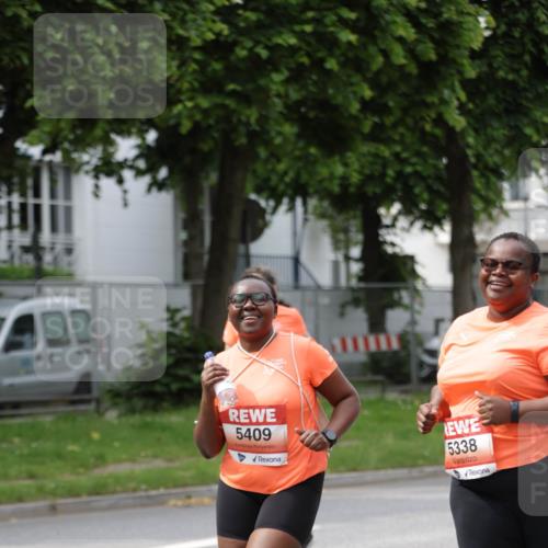 15.06.2025 - REWE Women's Run Jannik Wohlers http://msf.ph/oto/7962040 15.06.2025 09:46:40 Laufen 5409, 5338 meine-sportfotos.de