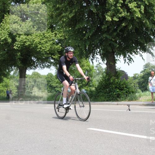 15.06.2025 - 7 Türme Triathlon Yannick Fuchs http://msf.ph/oto/7962041 15.06.2025 12:34:58 Radfahren  meine-sportfotos.de