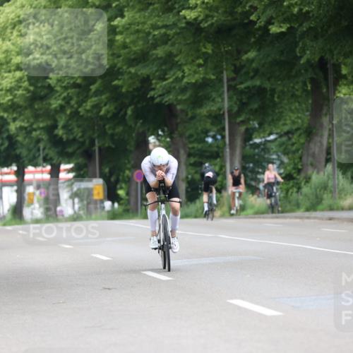 15.06.2025 - 7 Türme Triathlon Yannick Fuchs http://msf.ph/oto/7962048 15.06.2025 10:53:23 Radfahren 324 meine-sportfotos.de