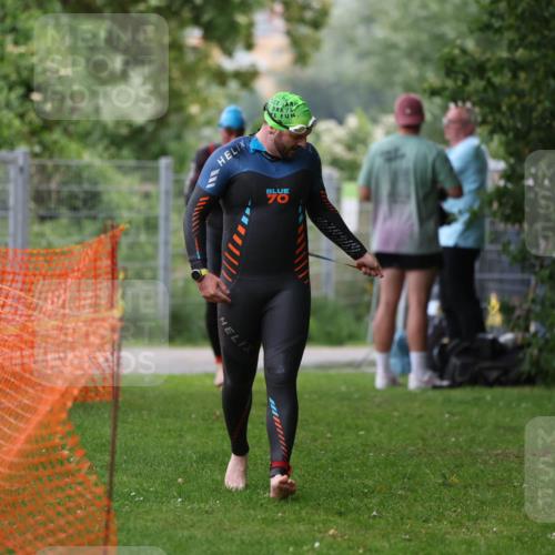 15.06.2025 - 7 Türme Triathlon Michael Strokosch http://msf.ph/oto/7962071 15.06.2025 12:14:15 Schwimmen 370, 439, 442, 466, 497, 498, 501 meine-sportfotos.de