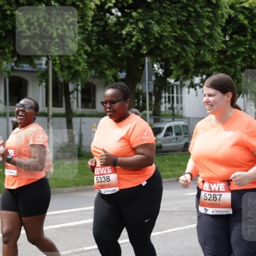15.06.2025 - REWE Women's Run Jannik Wohlers http://msf.ph/oto/7962078 15.06.2025 09:46:42 Laufen 5338, 5287 meine-sportfotos.de