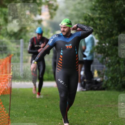 15.06.2025 - 7 Türme Triathlon Michael Strokosch http://msf.ph/oto/7962099 15.06.2025 12:14:16 Schwimmen 370, 439, 442, 466, 497, 498, 501 meine-sportfotos.de