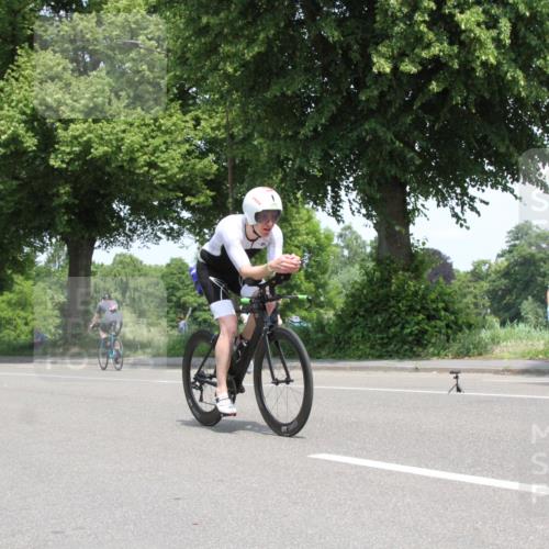 15.06.2025 - 7 Türme Triathlon Yannick Fuchs http://msf.ph/oto/7962111 15.06.2025 12:36:33 Radfahren  meine-sportfotos.de