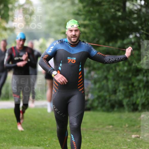 15.06.2025 - 7 Türme Triathlon Michael Strokosch http://msf.ph/oto/7962112 15.06.2025 12:14:17 Schwimmen 370, 439, 442, 466, 496, 497, 498, 501 meine-sportfotos.de