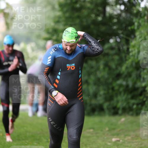 15.06.2025 - 7 Türme Triathlon Michael Strokosch http://msf.ph/oto/7962129 15.06.2025 12:14:17 Schwimmen 370, 439, 442, 466, 496, 497, 498, 501 meine-sportfotos.de