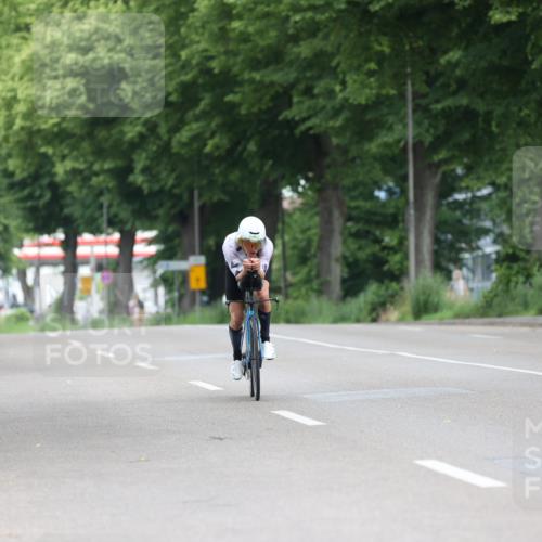 15.06.2025 - 7 Türme Triathlon Yannick Fuchs http://msf.ph/oto/7962141 15.06.2025 10:55:43 Radfahren 218, 282 meine-sportfotos.de
