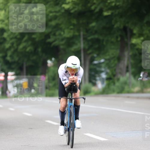 15.06.2025 - 7 Türme Triathlon Yannick Fuchs http://msf.ph/oto/7962154 15.06.2025 10:55:44 Radfahren 218, 282 meine-sportfotos.de
