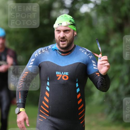 15.06.2025 - 7 Türme Triathlon Michael Strokosch http://msf.ph/oto/7962156 15.06.2025 12:14:19 Schwimmen 370, 439, 442, 466, 496, 498, 501 meine-sportfotos.de