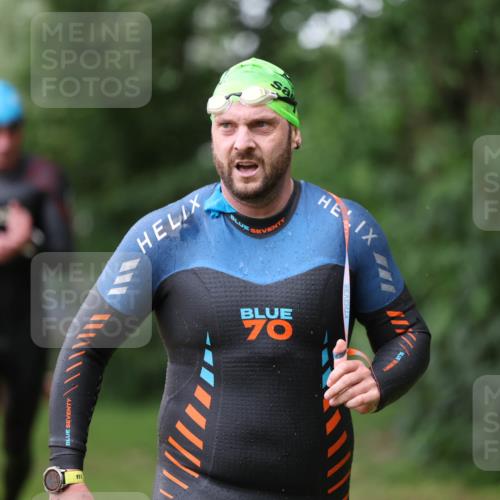 15.06.2025 - 7 Türme Triathlon Michael Strokosch http://msf.ph/oto/7962159 15.06.2025 12:14:19 Schwimmen 370, 439, 442, 466, 496, 498, 501 meine-sportfotos.de