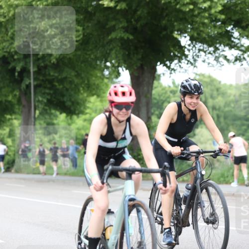 15.06.2025 - 7 Türme Triathlon Yannick Fuchs http://msf.ph/oto/7962203 15.06.2025 13:51:04 Radfahren 213, 304, 307, 645, 867, 936, 1012 meine-sportfotos.de