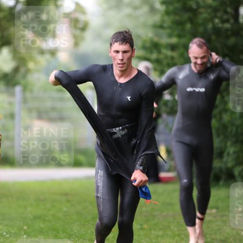 15.06.2025 - 7 Türme Triathlon Michael Strokosch http://msf.ph/oto/7962210 15.06.2025 12:14:22 Schwimmen 370, 439, 442, 466, 496, 498 meine-sportfotos.de