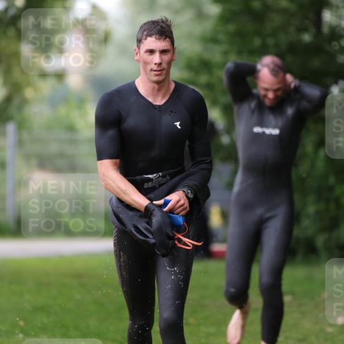 15.06.2025 - 7 Türme Triathlon Michael Strokosch http://msf.ph/oto/7962225 15.06.2025 12:14:23 Schwimmen 370, 439, 442, 466, 496, 498 meine-sportfotos.de