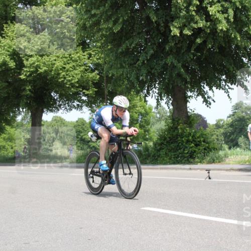 15.06.2025 - 7 Türme Triathlon Yannick Fuchs http://msf.ph/oto/7962245 15.06.2025 12:38:22 Radfahren  meine-sportfotos.de