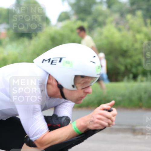 15.06.2025 - 7 Türme Triathlon Yannick Fuchs http://msf.ph/oto/7962256 15.06.2025 11:00:17 Radfahren  meine-sportfotos.de