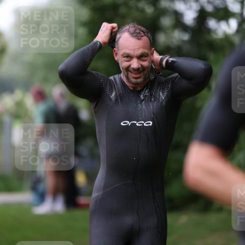 15.06.2025 - 7 Türme Triathlon Michael Strokosch http://msf.ph/oto/7962266 15.06.2025 12:14:25 Schwimmen 370, 439, 442, 466, 496, 498 meine-sportfotos.de