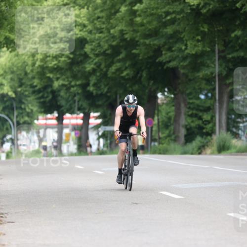 15.06.2025 - 7 Türme Triathlon Yannick Fuchs http://msf.ph/oto/7962277 15.06.2025 11:02:04 Radfahren 222, 297 meine-sportfotos.de