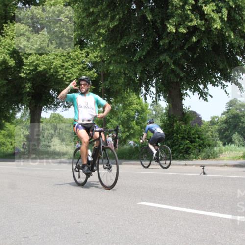 15.06.2025 - 7 Türme Triathlon Yannick Fuchs http://msf.ph/oto/7962288 15.06.2025 12:39:01 Radfahren  meine-sportfotos.de