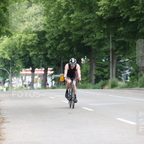 15.06.2025 - 7 Türme Triathlon Yannick Fuchs http://msf.ph/oto/7962289 15.06.2025 11:02:04 Radfahren 222, 297 meine-sportfotos.de