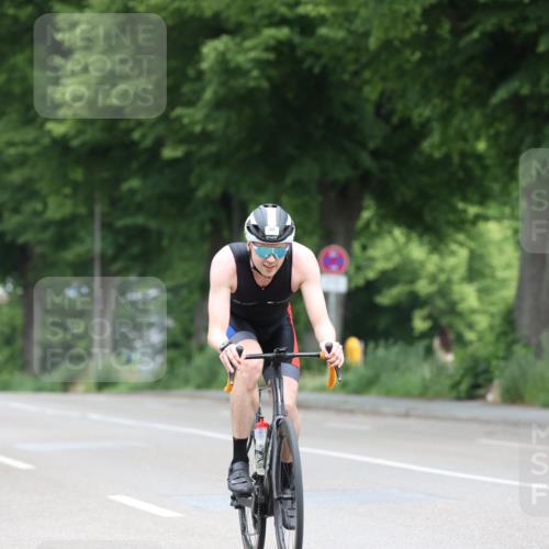 15.06.2025 - 7 Türme Triathlon Yannick Fuchs http://msf.ph/oto/7962313 15.06.2025 11:02:05 Radfahren 222, 297 meine-sportfotos.de