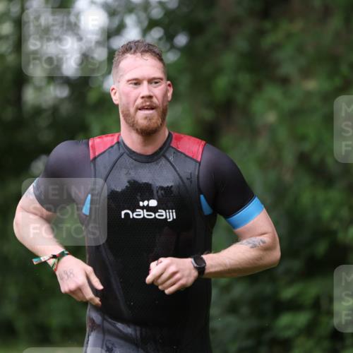 15.06.2025 - 7 Türme Triathlon Michael Strokosch http://msf.ph/oto/7962322 15.06.2025 12:14:31 Schwimmen 370, 439, 442, 466, 496, 498 meine-sportfotos.de