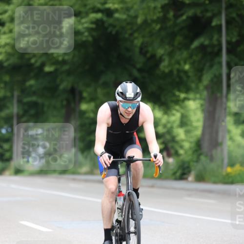 15.06.2025 - 7 Türme Triathlon Yannick Fuchs http://msf.ph/oto/7962323 15.06.2025 11:02:05 Radfahren 222, 297 meine-sportfotos.de