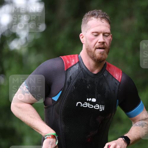 15.06.2025 - 7 Türme Triathlon Michael Strokosch http://msf.ph/oto/7962330 15.06.2025 12:14:31 Schwimmen 370, 439, 442, 466, 496, 498 meine-sportfotos.de