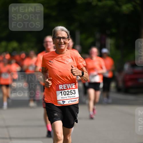 15.06.2025 - REWE Women's Run Dr. Thomas Lammeyer http://msf.ph/oto/7962339 15.06.2025 09:51:16 Laufen 10253 meine-sportfotos.de