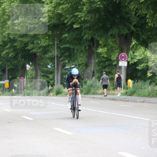 15.06.2025 - 7 Türme Triathlon Yannick Fuchs http://msf.ph/oto/7962360 15.06.2025 11:02:52 Radfahren 261 meine-sportfotos.de