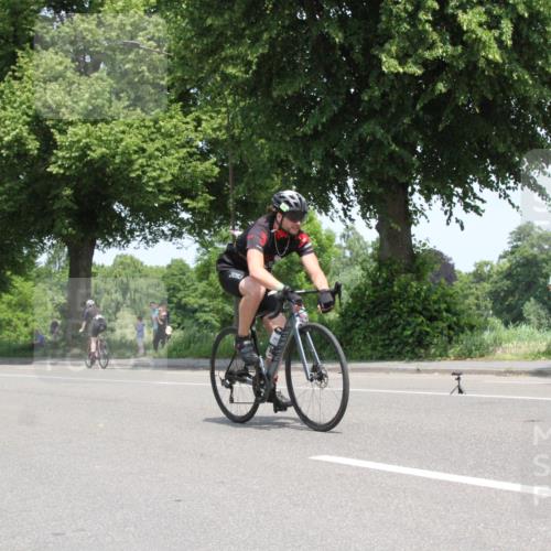 15.06.2025 - 7 Türme Triathlon Yannick Fuchs http://msf.ph/oto/7962416 15.06.2025 12:41:01 Radfahren  meine-sportfotos.de