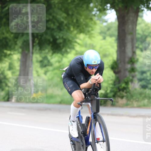 15.06.2025 - 7 Türme Triathlon Yannick Fuchs http://msf.ph/oto/7962420 15.06.2025 11:02:54 Radfahren 261 meine-sportfotos.de