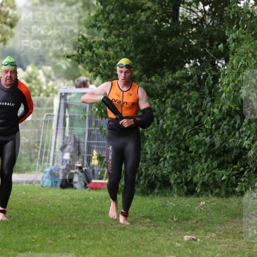 15.06.2025 - 7 Türme Triathlon Michael Strokosch http://msf.ph/oto/7962438 15.06.2025 12:14:47 Schwimmen 375, 448, 477, 496, 504, 651, 655 meine-sportfotos.de