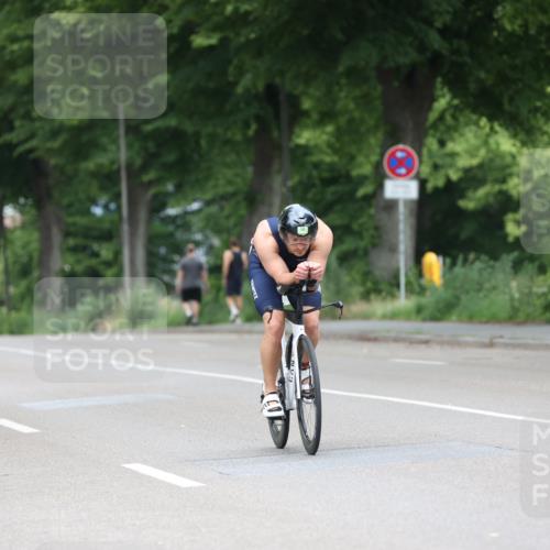 15.06.2025 - 7 Türme Triathlon Yannick Fuchs http://msf.ph/oto/7962476 15.06.2025 11:03:12 Radfahren  meine-sportfotos.de