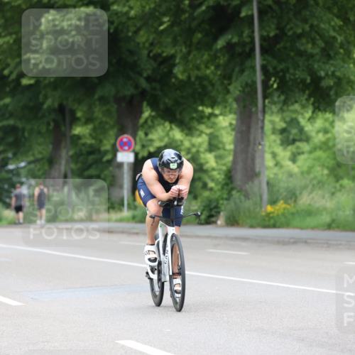 15.06.2025 - 7 Türme Triathlon Yannick Fuchs http://msf.ph/oto/7962482 15.06.2025 11:03:13 Radfahren  meine-sportfotos.de