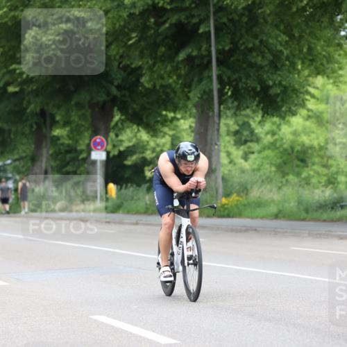 15.06.2025 - 7 Türme Triathlon Yannick Fuchs http://msf.ph/oto/7962492 15.06.2025 11:03:13 Radfahren  meine-sportfotos.de