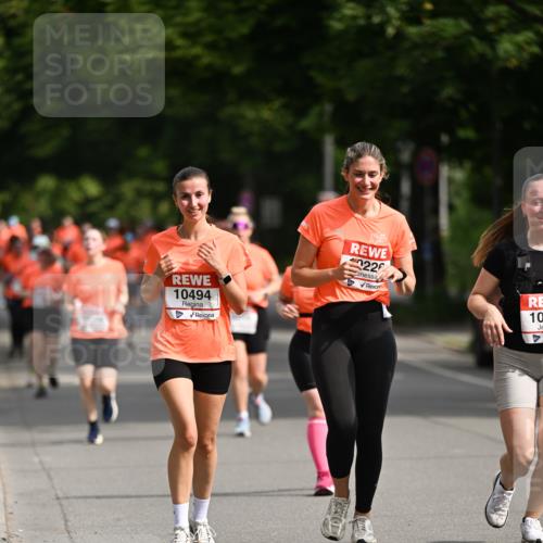 15.06.2025 - REWE Women's Run Dr. Thomas Lammeyer http://msf.ph/oto/7962495 15.06.2025 09:51:24 Laufen 10494, 22, 10 meine-sportfotos.de