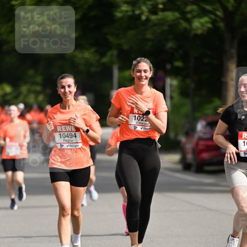 15.06.2025 - REWE Women's Run Dr. Thomas Lammeyer http://msf.ph/oto/7962526 15.06.2025 09:51:25 Laufen 10494, 1022, 10 meine-sportfotos.de